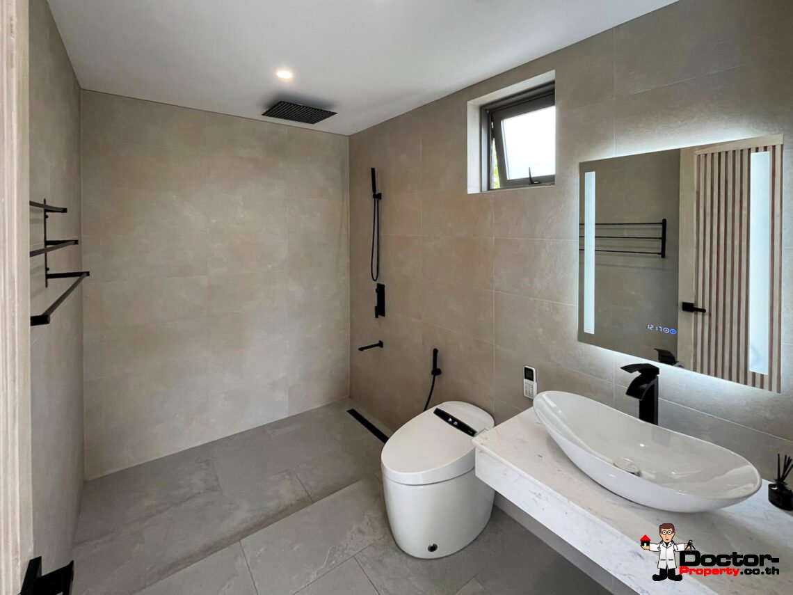 New 3 Bedroom Pool Villa with Sea View Villa in Maenam, Koh Samui – For Sale